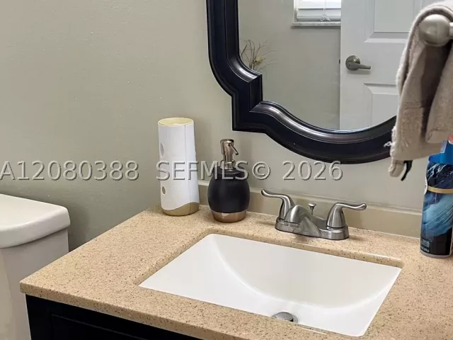 4-bedroom home for sale in Pembroke Pines - 19409 NW 24th Pl - MondialRealty