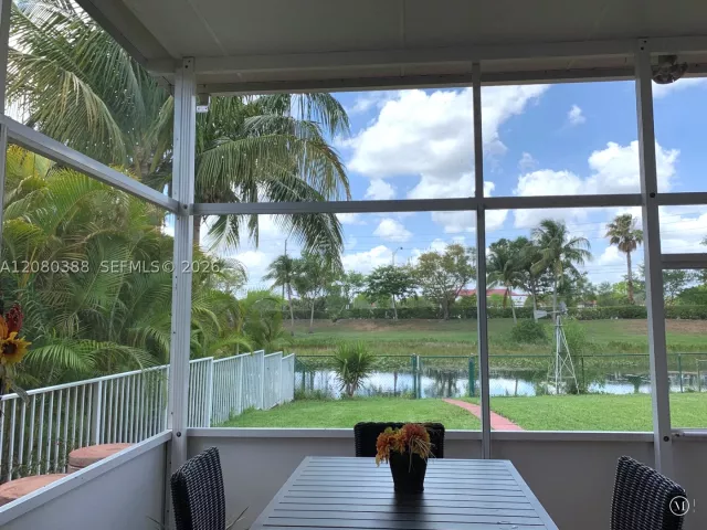 4-bedroom home for sale in Pembroke Pines - 19409 NW 24th Pl - MondialRealty