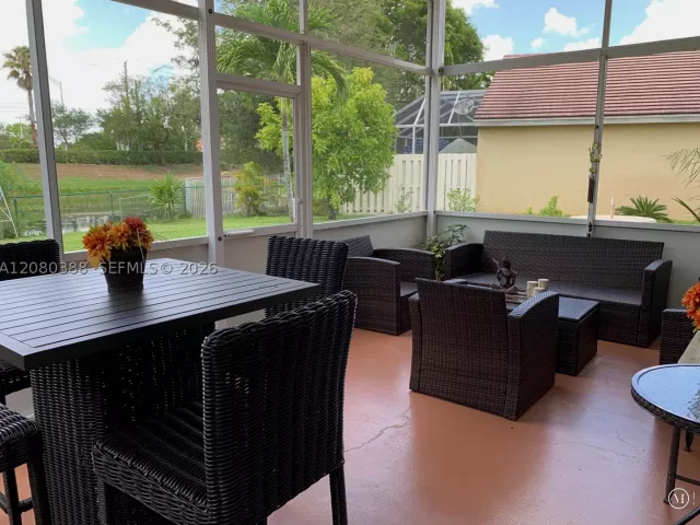 4-bedroom home for sale in Pembroke Pines - 19409 NW 24th Pl - MondialRealty