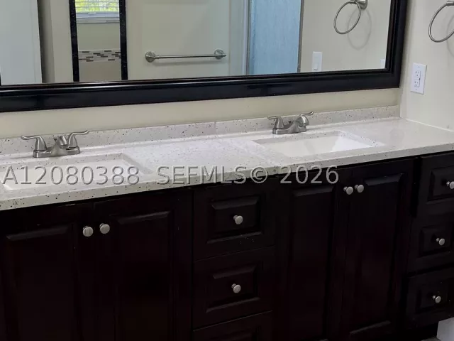 4-bedroom home for sale in Pembroke Pines - 19409 NW 24th Pl - MondialRealty