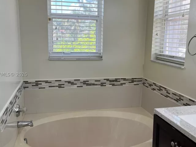4-bedroom home for sale in Pembroke Pines - 19409 NW 24th Pl - MondialRealty