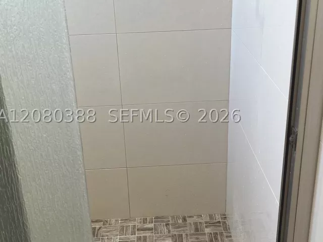 4-bedroom home for sale in Pembroke Pines - 19409 NW 24th Pl - MondialRealty
