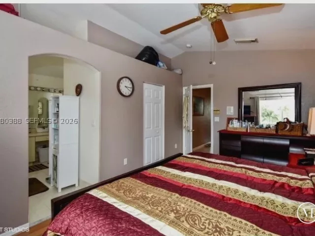 4-bedroom home for sale in Pembroke Pines - 19409 NW 24th Pl - MondialRealty