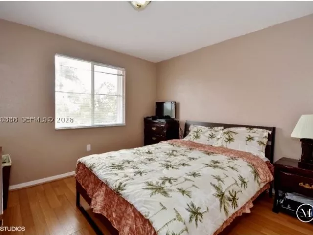 4-bedroom home for sale in Pembroke Pines - 19409 NW 24th Pl - MondialRealty