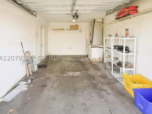 3-bedroom home for rent in Boca Raton - 2298 NE 2nd Ave n/a - MondialRealty