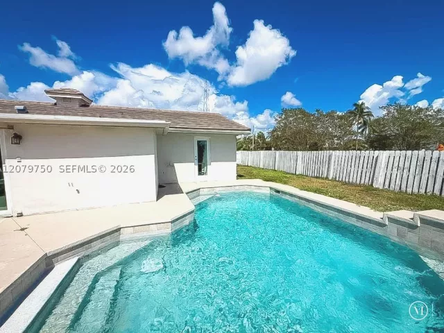 3-bedroom home for rent in Boca Raton - 2298 NE 2nd Ave n/a - MondialRealty