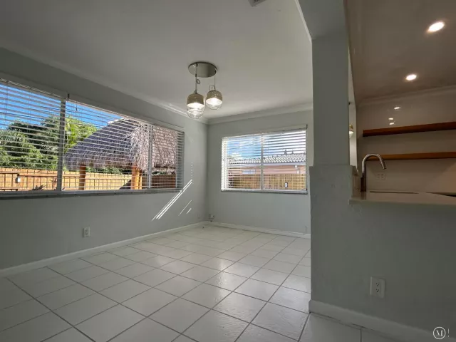 2-bedroom home for sale in Boca Raton - 455 NE 29TH Street - MondialRealty