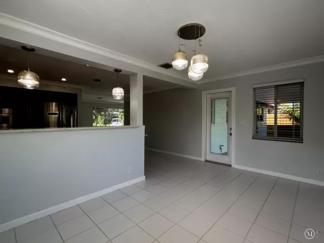 2-bedroom home for sale in Boca Raton - 455 NE 29TH Street - MondialRealty