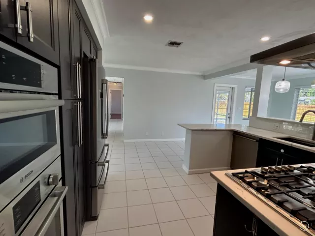 2-bedroom home for sale in Boca Raton - 455 NE 29TH Street - MondialRealty