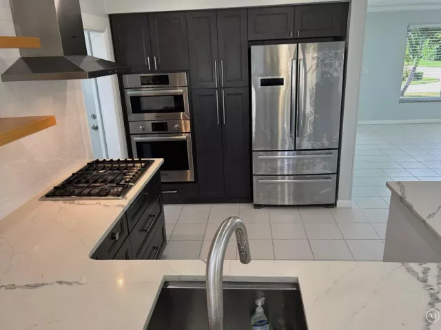 2-bedroom home for sale in Boca Raton - 455 NE 29TH Street - MondialRealty