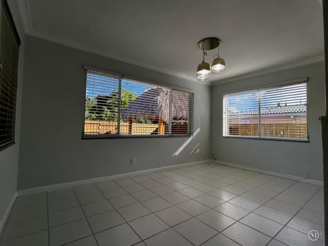 2-bedroom home for sale in Boca Raton - 455 NE 29TH Street - MondialRealty