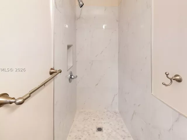 5-bedroom home for rent in Pembroke Pines - 16785 NW 12th Ct 16785 - MondialRealty
