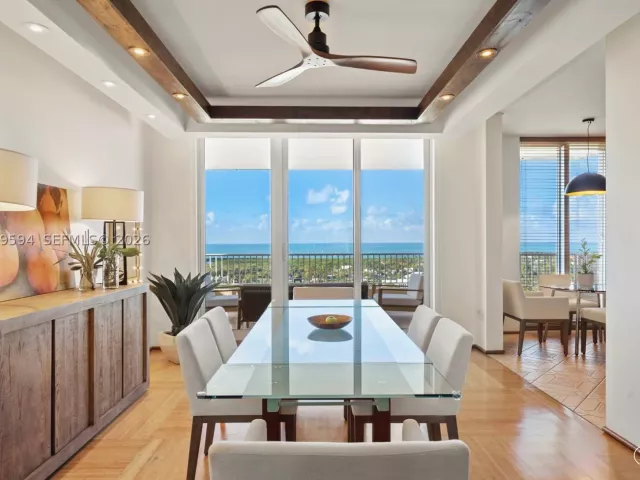 3-bedroom condo for rent in Key Biscayne - 789 Crandon Blvd 1603 - MondialRealty