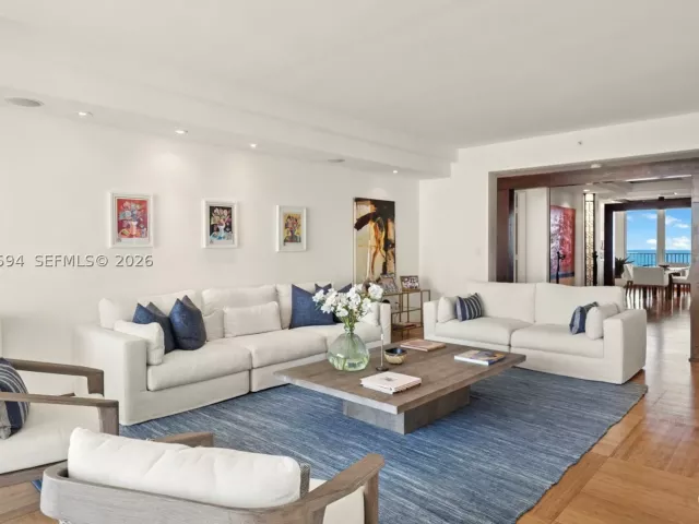 3-bedroom condo for rent in Key Biscayne - 789 Crandon Blvd 1603 - MondialRealty