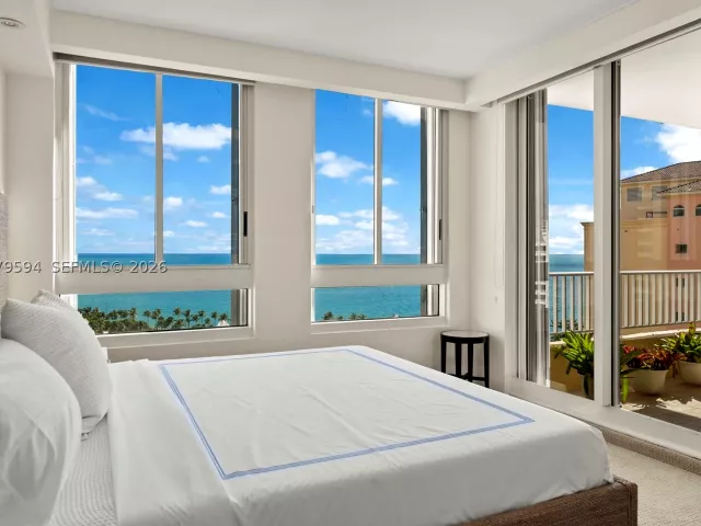 3-bedroom condo for rent in Key Biscayne - 789 Crandon Blvd 1603 - MondialRealty