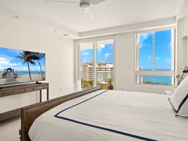 3-bedroom condo for rent in Key Biscayne - 789 Crandon Blvd 1603 - MondialRealty