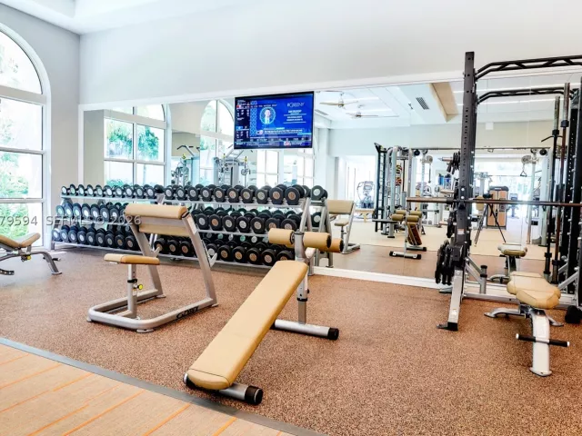 3-bedroom condo for rent in Key Biscayne - 789 Crandon Blvd 1603 - MondialRealty