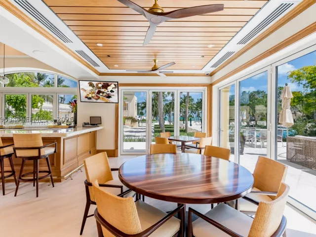 3-bedroom condo for rent in Key Biscayne - 789 Crandon Blvd 1603 - MondialRealty