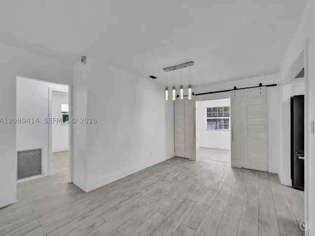 2-bedroom home for rent in Hollywood - 2446 Fillmore St 2446 - MondialRealty