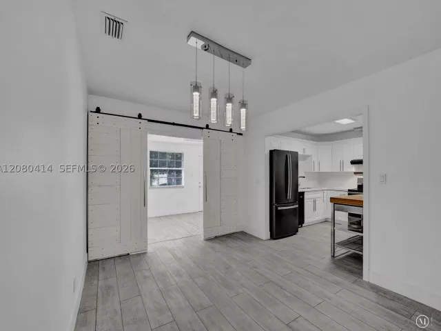 2-bedroom home for rent in Hollywood - 2446 Fillmore St 2446 - MondialRealty