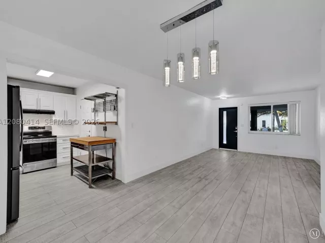 2-bedroom home for rent in Hollywood - 2446 Fillmore St 2446 - MondialRealty