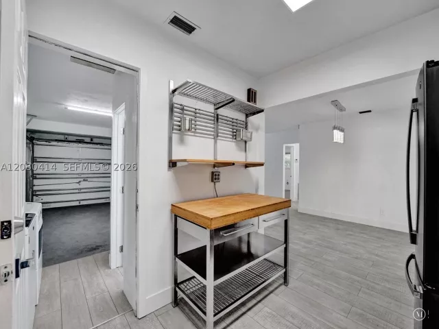 2-bedroom home for rent in Hollywood - 2446 Fillmore St 2446 - MondialRealty