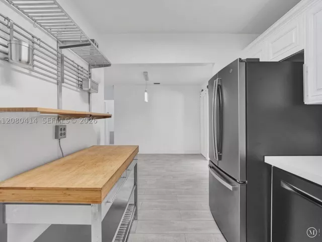 2-bedroom home for rent in Hollywood - 2446 Fillmore St 2446 - MondialRealty