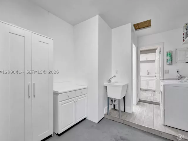 2-bedroom home for rent in Hollywood - 2446 Fillmore St 2446 - MondialRealty