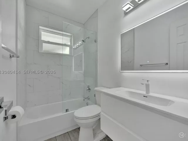 2-bedroom home for rent in Hollywood - 2446 Fillmore St 2446 - MondialRealty