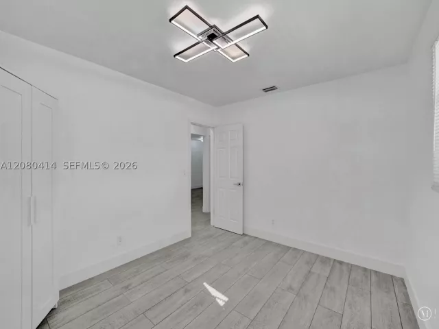 2-bedroom home for rent in Hollywood - 2446 Fillmore St 2446 - MondialRealty