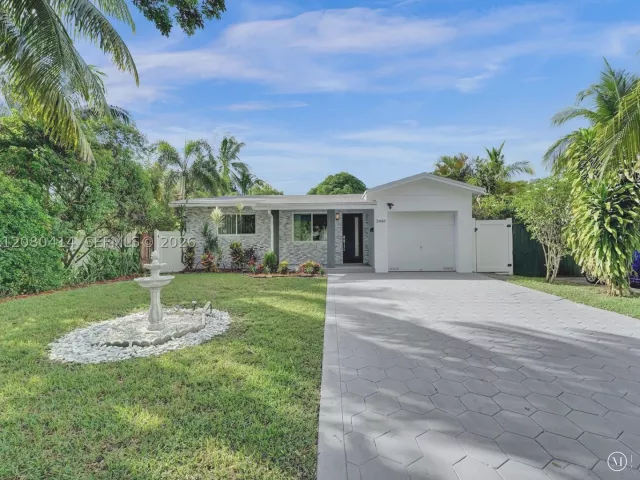 2-bedroom home for rent in Hollywood - 2446 Fillmore St 2446 - MondialRealty