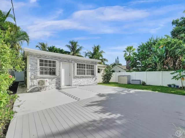 2-bedroom home for rent in Hollywood - 2446 Fillmore St 2446 - MondialRealty