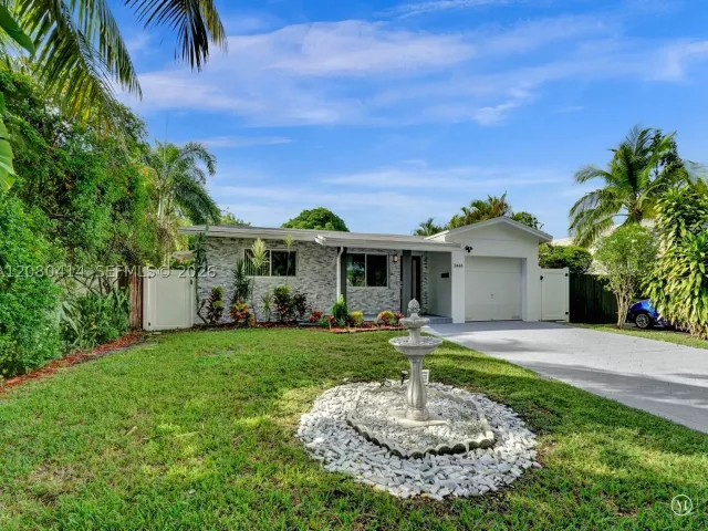 2-bedroom home for rent in Hollywood - 2446 Fillmore St 2446 - MondialRealty