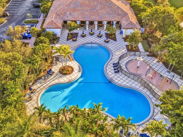3-bedroom home for rent in Cooper City - 8289 NW 38TH Street - MondialRealty