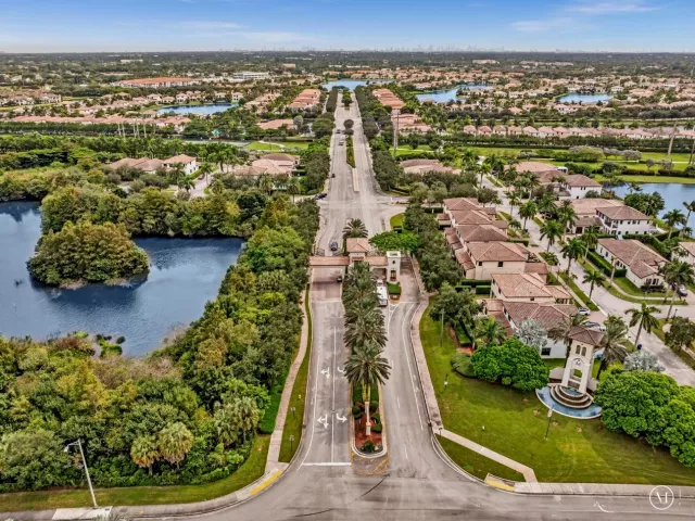 3-bedroom home for rent in Cooper City - 8289 NW 38TH Street - MondialRealty