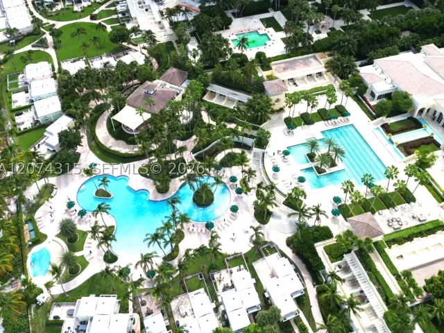 3-bedroom condo for rent in Key Biscayne - 791 Crandon Blvd 301 - MondialRealty