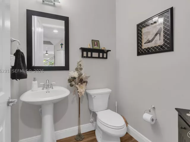 3-bedroom home for sale in Pembroke Pines -  - MondialRealty