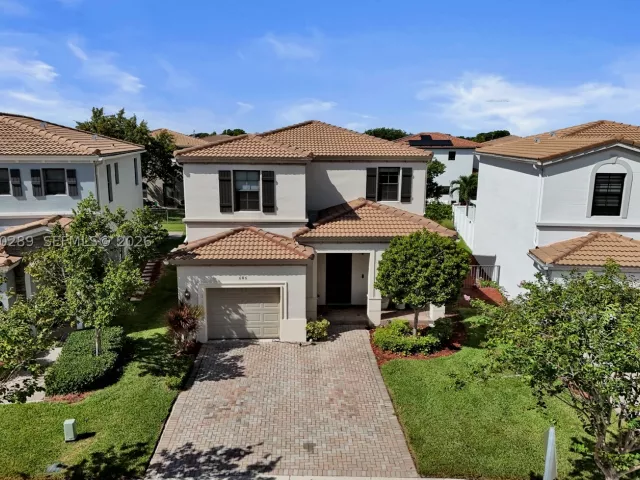 3-bedroom home for sale in Miami - 606 NE 191st Ter - MondialRealty