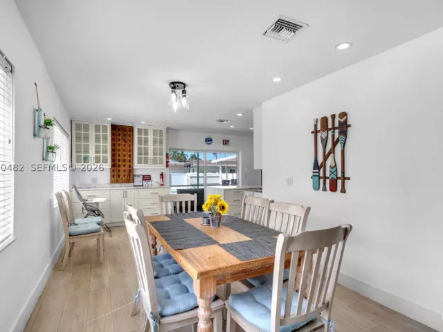 3-bedroom home for rent in Hollywood - 821 Harrison St 821 - MondialRealty