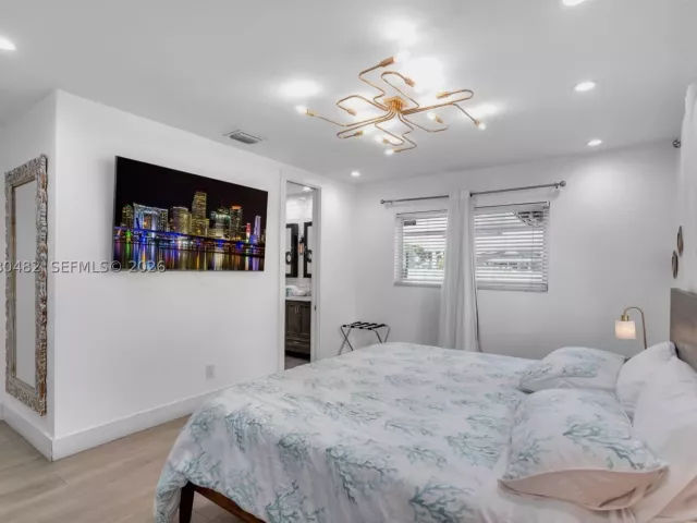3-bedroom home for rent in Hollywood - 821 Harrison St 821 - MondialRealty