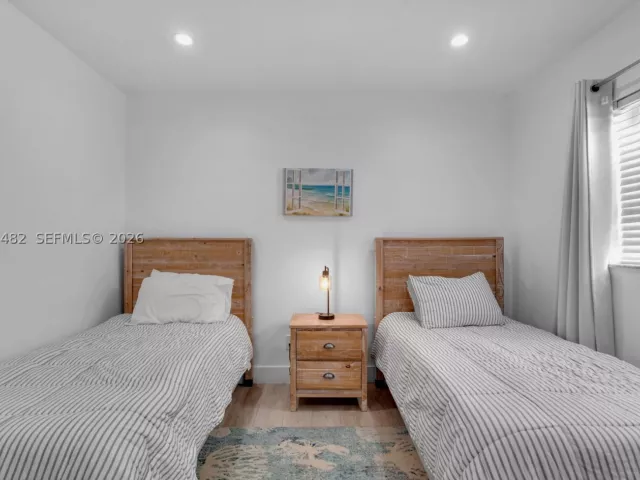 3-bedroom home for rent in Hollywood - 821 Harrison St 821 - MondialRealty