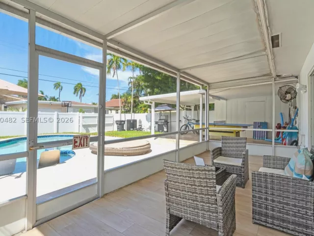 3-bedroom home for rent in Hollywood - 821 Harrison St 821 - MondialRealty