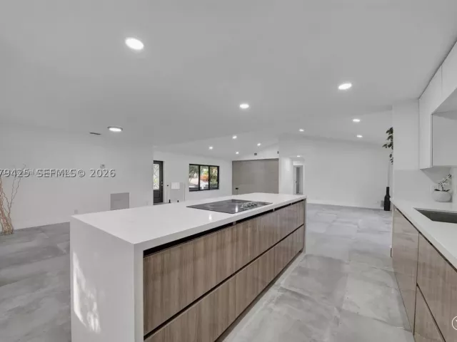home for rent in Delray Beach - 3352 Lakeview Blvd - MondialRealty