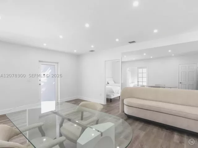 3-bedroom home for rent in Surfside - 8934 Harding Ave N/A - MondialRealty