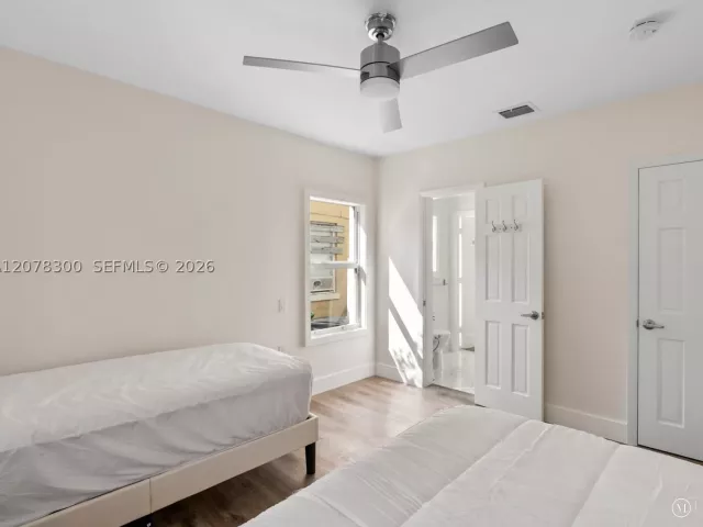 3-bedroom home for rent in Surfside - 8934 Harding Ave N/A - MondialRealty