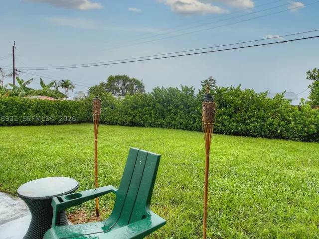4-bedroom home for rent in Hollywood - 7331 Johnson St - MondialRealty