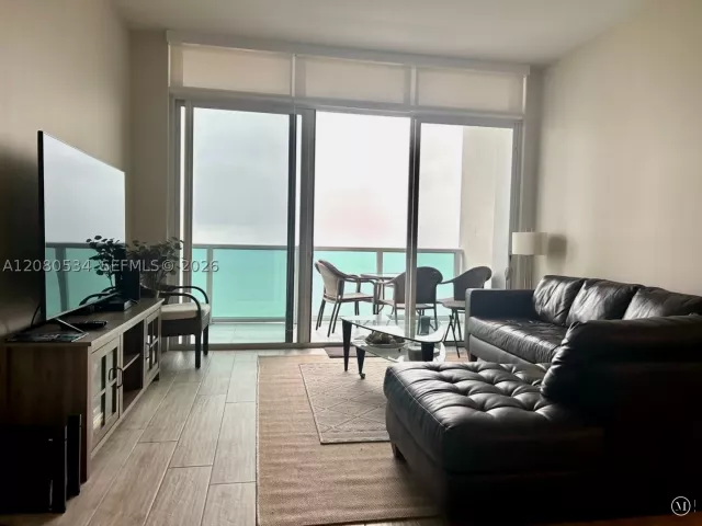 2-bedroom condo for rent in Sunny Isles Beach - 100 Bayview Dr PH08 - MondialRealty