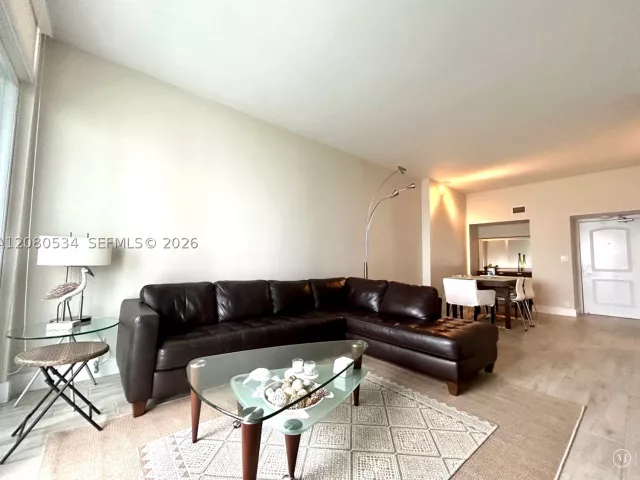 2-bedroom condo for rent in Sunny Isles Beach - 100 Bayview Dr PH08 - MondialRealty