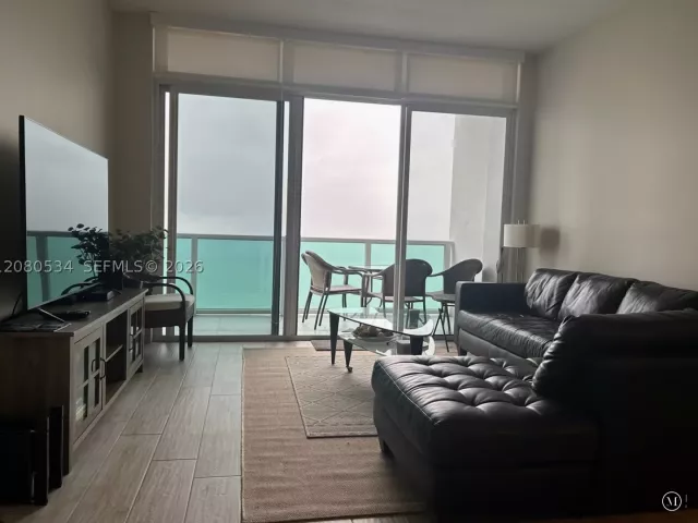 2-bedroom condo for rent in Sunny Isles Beach - 100 Bayview Dr PH08 - MondialRealty