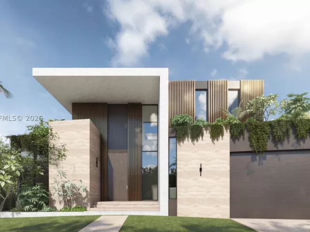 6-bedroom home for sale in Bal Harbour - 96 Bal Cross Dr - MondialRealty